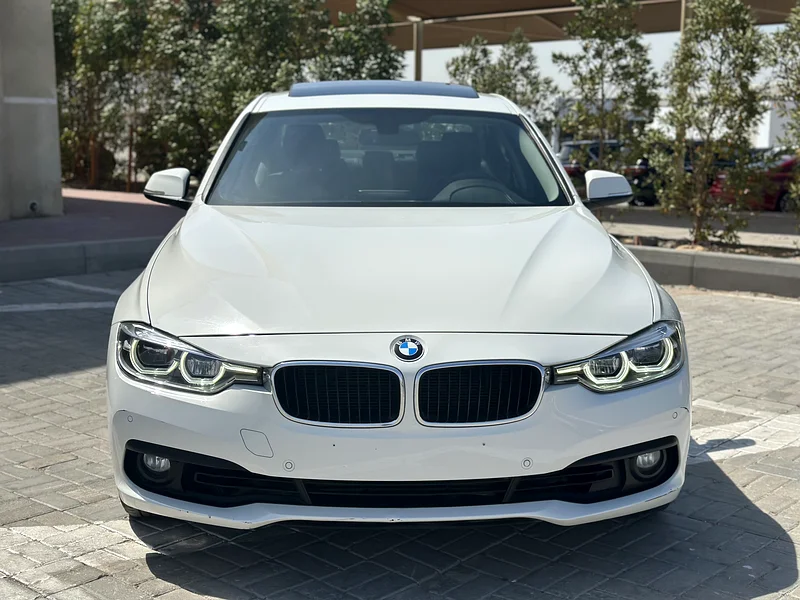 BMW 318 GCC FULL OPTIONS63229279632642112