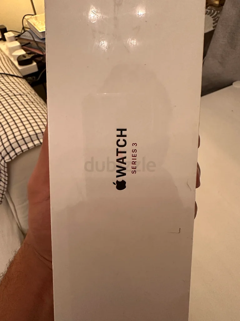 Apple watch series 3 42mm space black gps+cellular new with new battery 100%63166176434306114