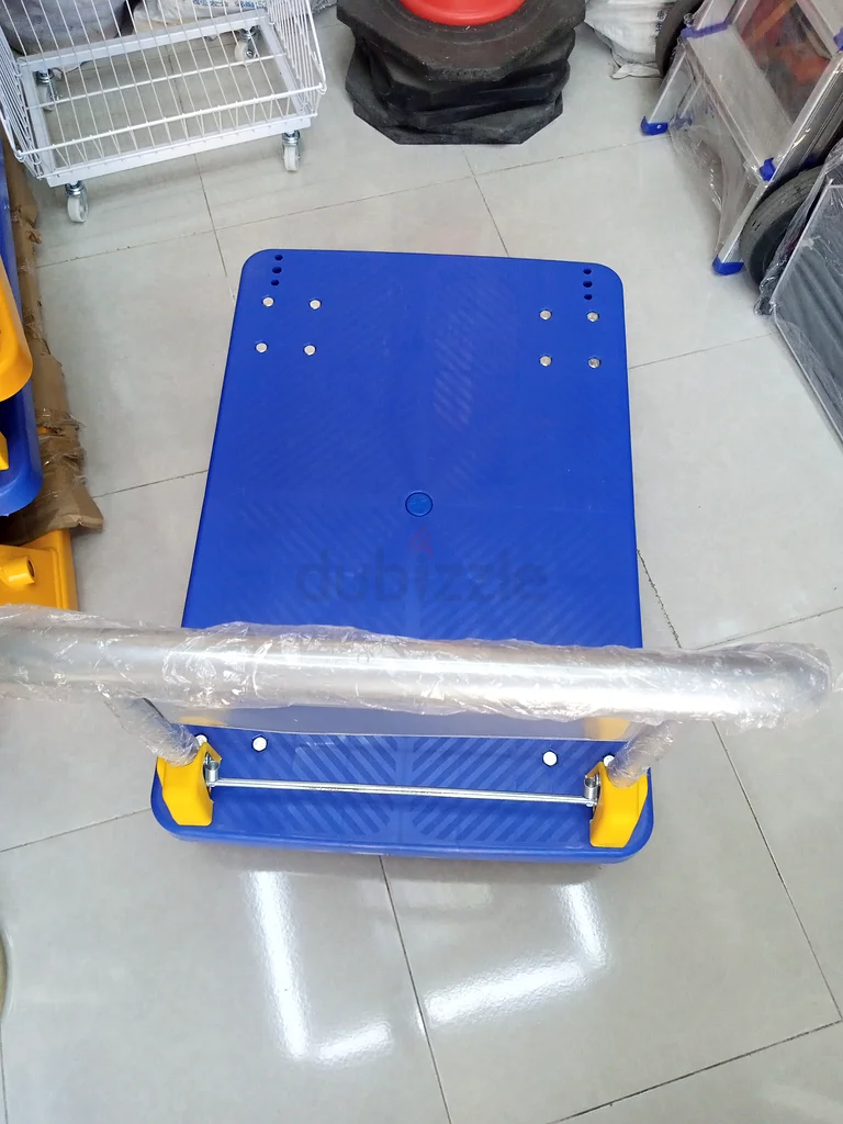 Plastic trolly 400kg63210359178754111