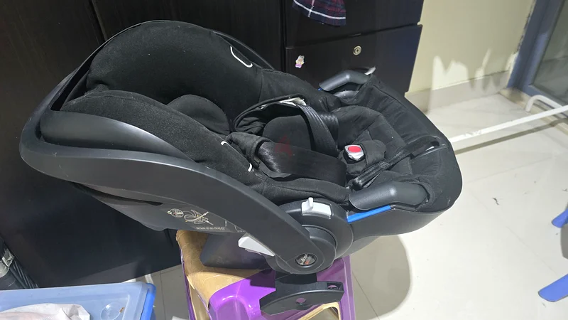 بيبيزن (يويو) مقعد سيارة للأطفال الرضع63203710758145112