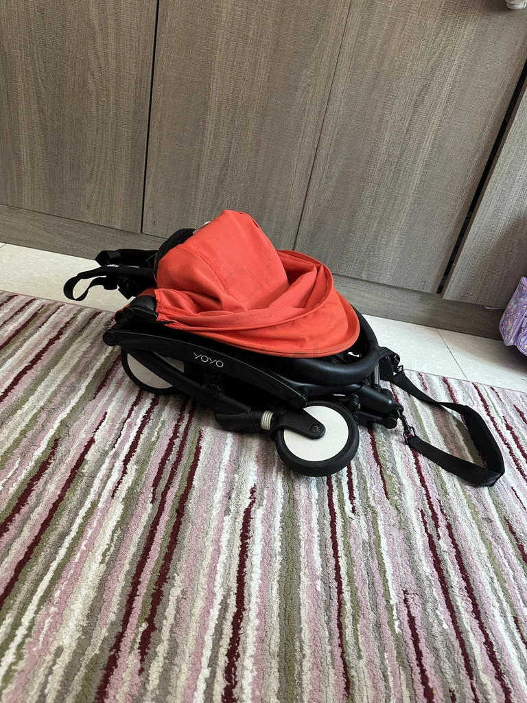 Yoyo2 stroller with yoyo car seat in perfect condition62864710950786113