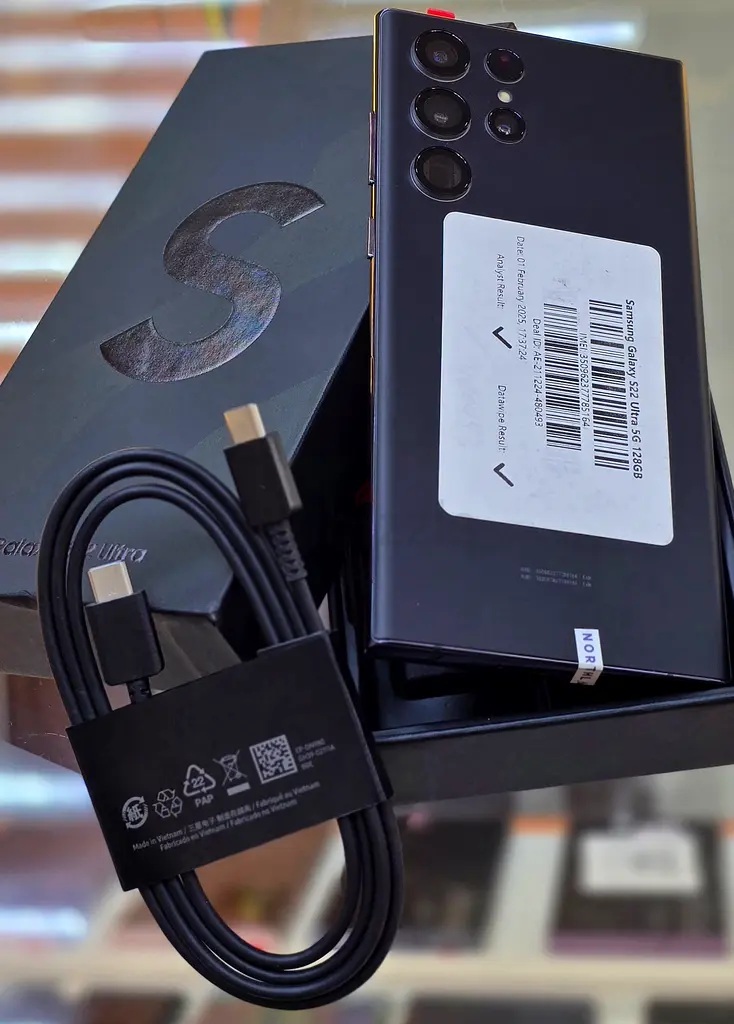 SUMSUNG S22ULTRA