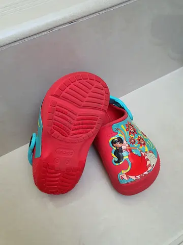Baby shoes