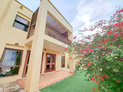 Stunning Garden View Villa: 3br + Maid's Room