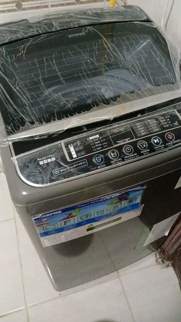 Like New Fully Automatic Washing Machine for Sale!