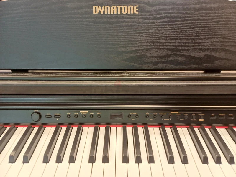 Dynatone SLP-50 digital piano632267813752331125