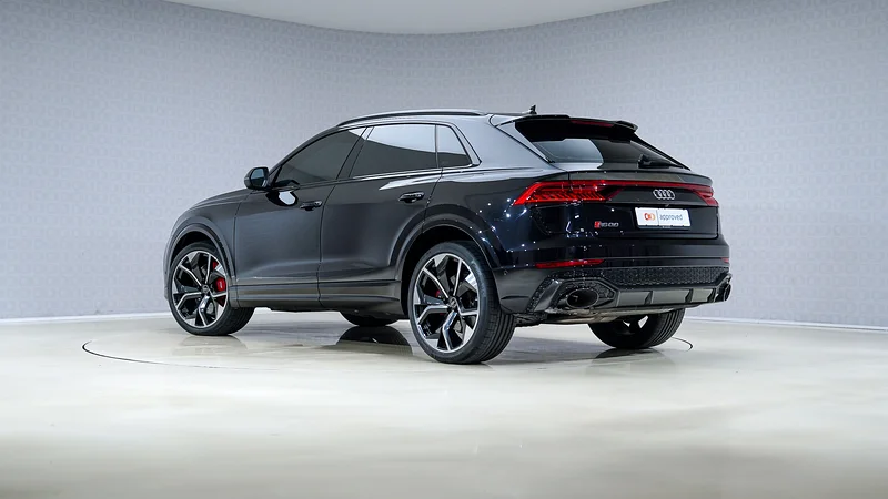 RSQ8 Carbon Edition | AED 5,121 PM | Warranty Feb-2028 | GCC63157884936835111