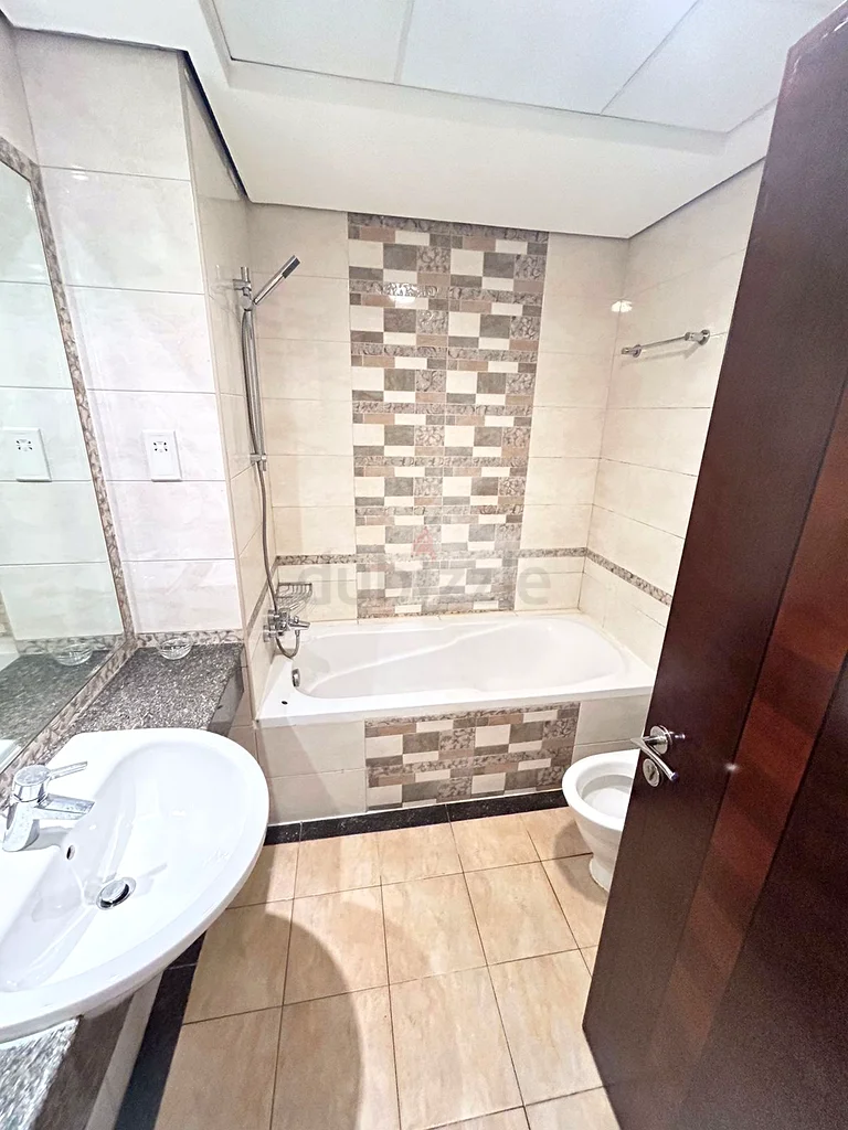 Amazing master room girls only in el sheikh zayed Road63314945396355113