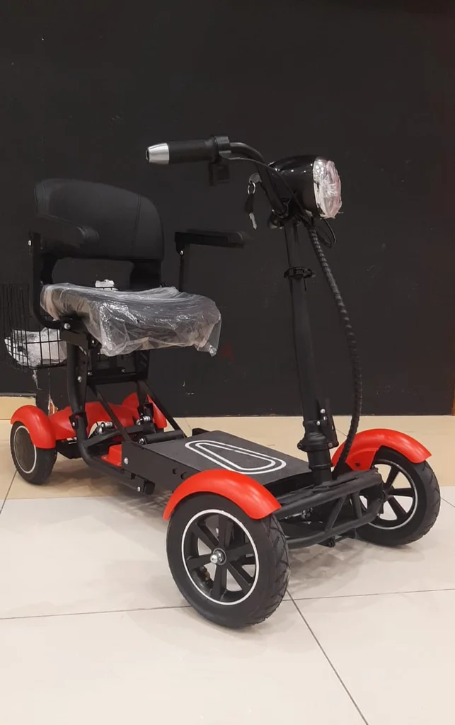 MEGAWHEELS 36 فولت سكوتر كهربائي قابل للطي متوافق مع شركات الطيران ومزود ببطارية ليثيوم أيون629316686723851118