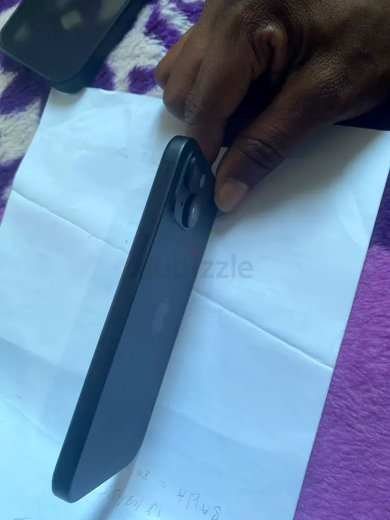 iPhone 1563214429330050112