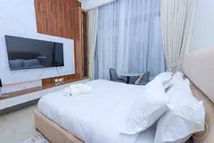 Fully Furnished I main Road View I Strategic Location