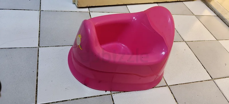 Cute Pink Potty for Your Little One!63227281700994113