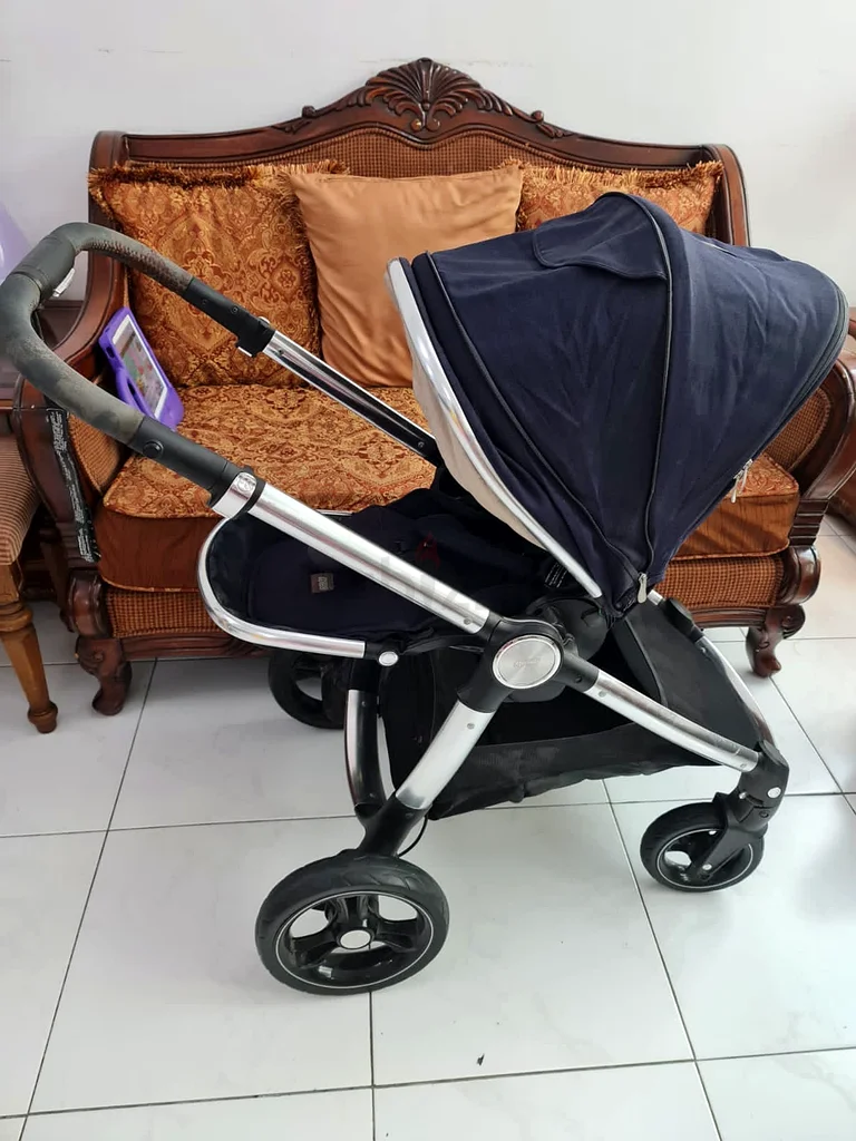 عربة أطفال للحديثي الولادة63174810266241111