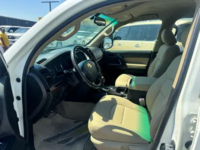 2010 Toyota LAND CRUISER — миниатюра 10