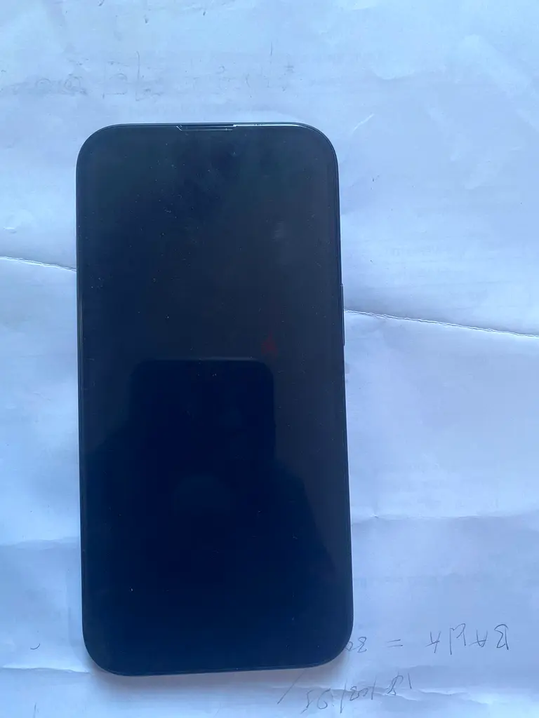 iPhone 1563214429330050111