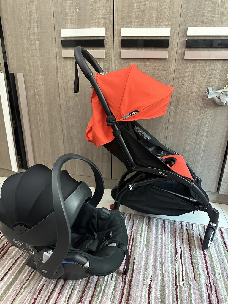 Yoyo2 stroller with yoyo car seat in perfect condition62864710950786111