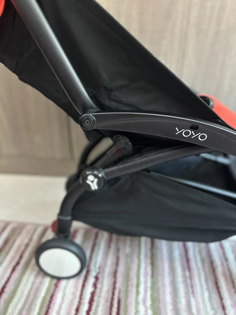 Yoyo2 stroller with yoyo car seat in perfect condition62864710950786112