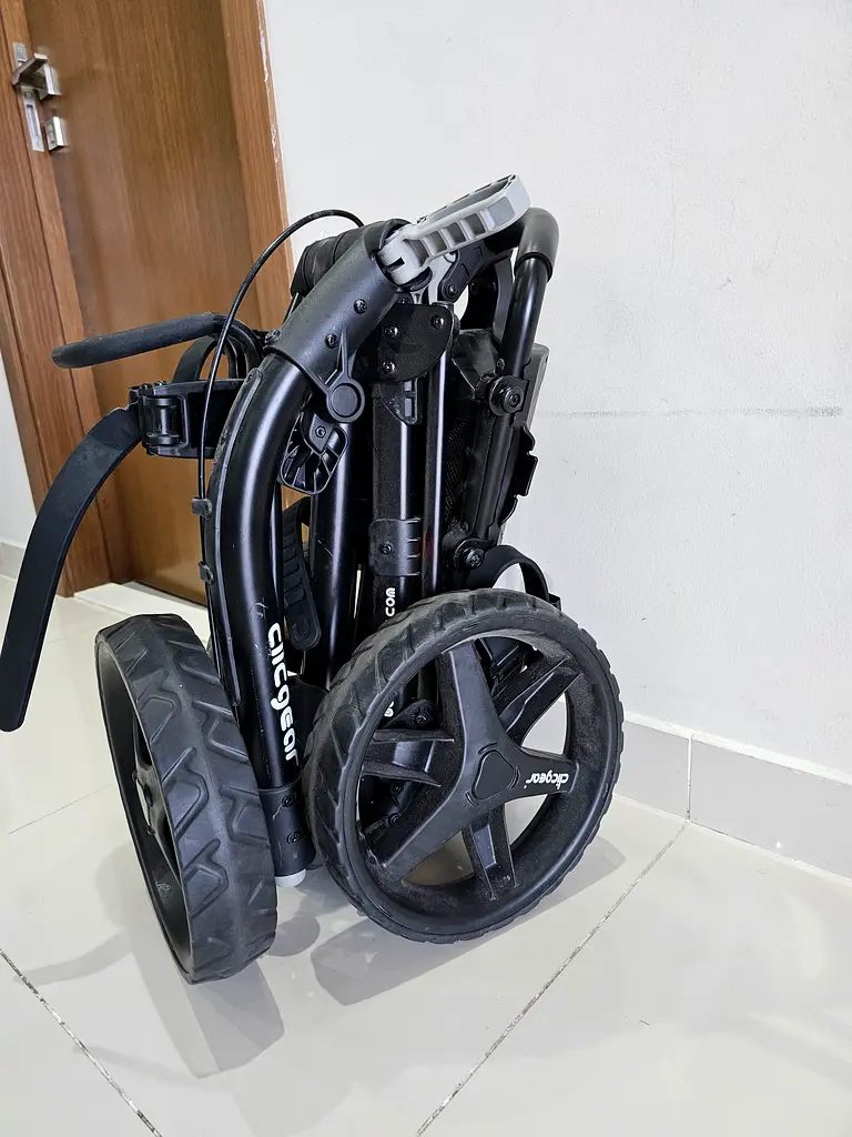 Golf trolly63246238353537115