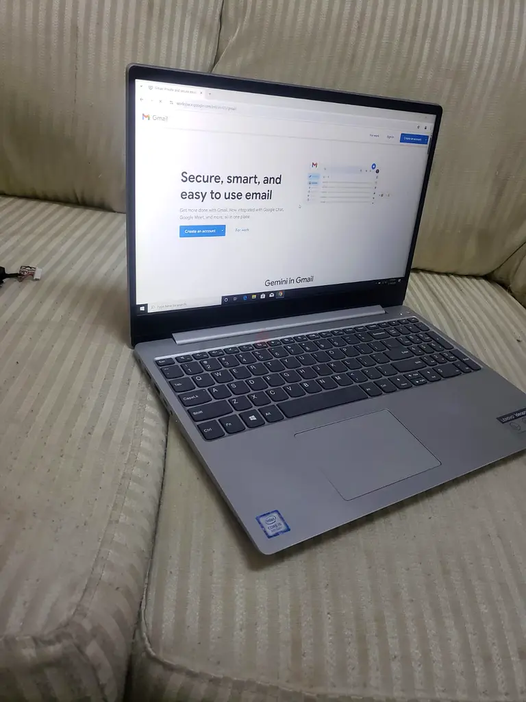 Laptop63255531744899112