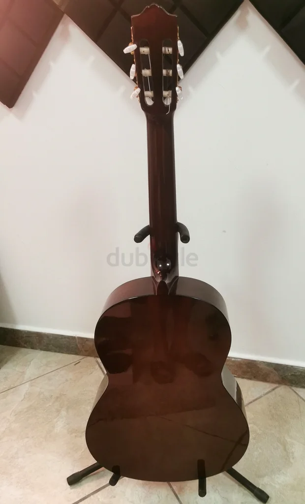 غيتار ياماها سي 7063230709271811112
