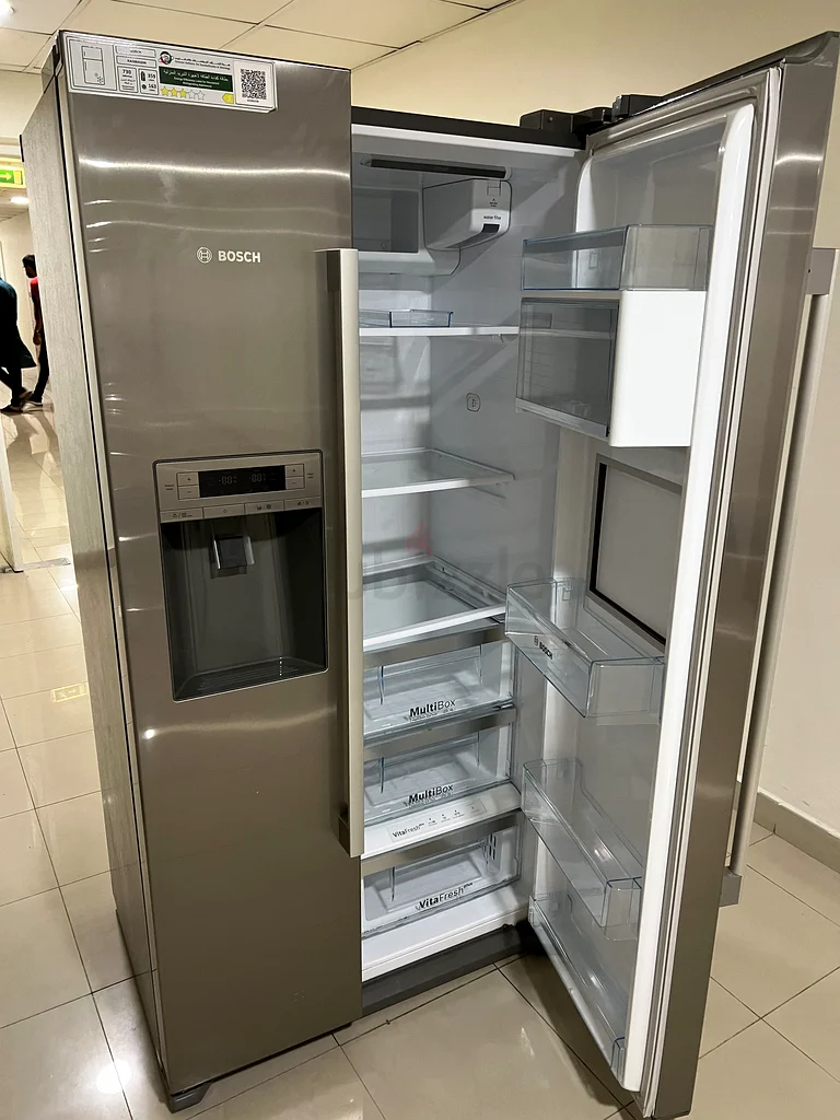 Bosch New Model Side By Side Refrigerator Ice  Water dispenser Stainless steel63168056171651111
