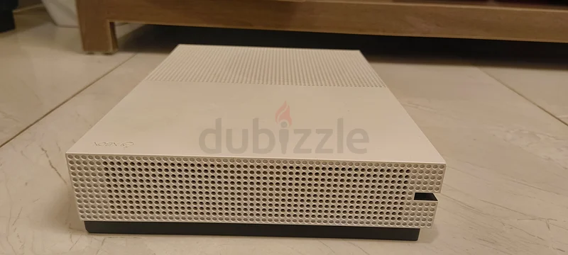 جهاز Xbox One S به HDMI تالف63229686800259111