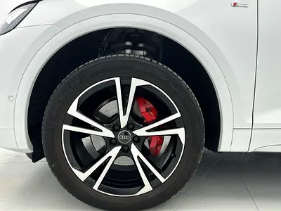 صورة 6 لـ 2023 AUDI Q5