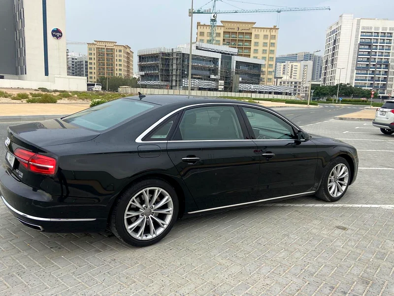 أودي A8 L V6 2016، نسخة الخليج، خدمة وكالة بالكامل، لم تتعرض لحادث63168028641025111