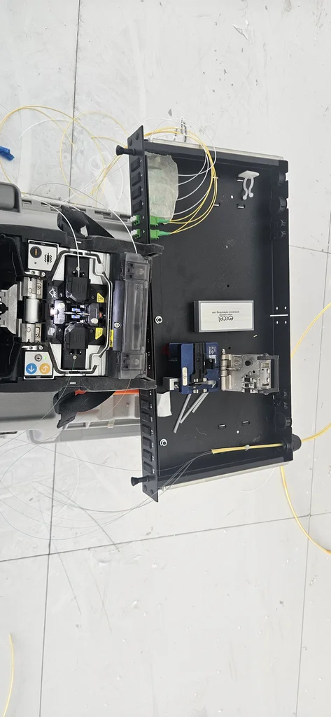 Fiber optical splicing62864713492225112