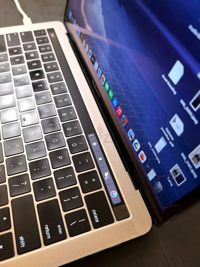 MacBook Pro 13-inch Touch bar 201763254993590914118