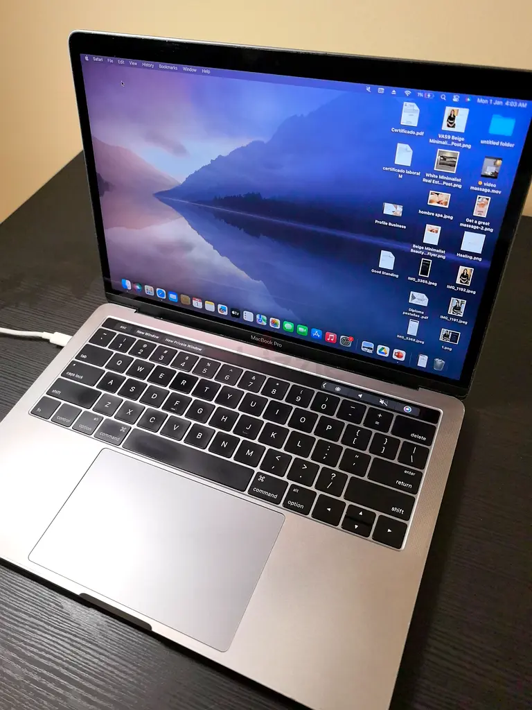 MacBook Pro 13-inch Touch bar 201763254993590914117