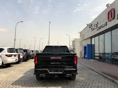 صورة 8 لـ 2022 GMC SIERRA