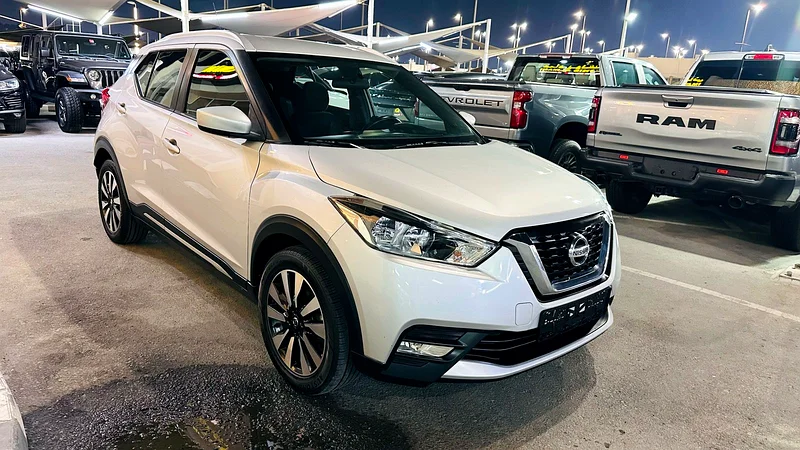 NISSAN KICKS SV 2019 V4 GCC VERY CLEAN CAR NO ACCIDENT63231159335171112