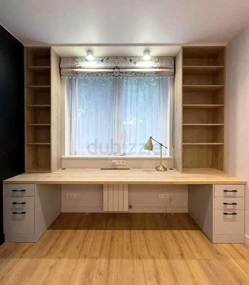 طاولة الدراسة63210360747009110