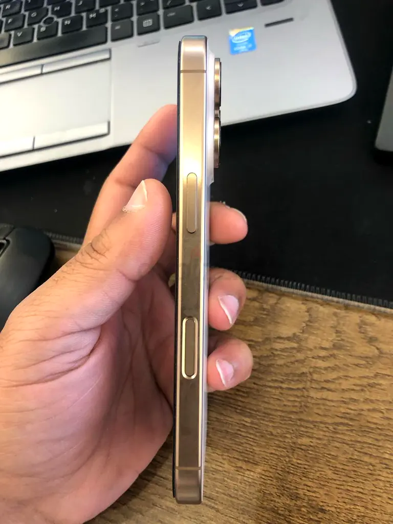 iPhone 16 pro63213937320322112