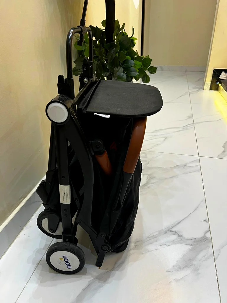 Stylish Black Stroller for Sale - Perfect for Your Little One!63205884667139113