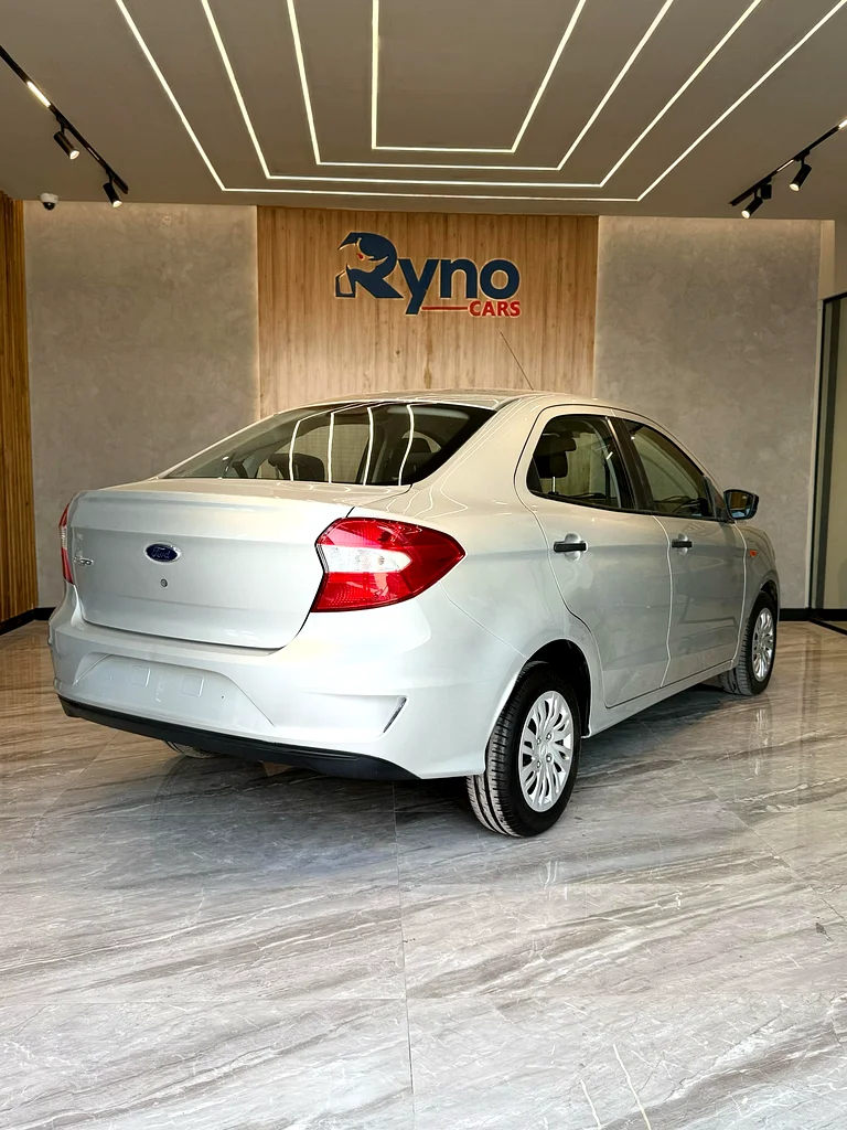 2020 Ford Figo Ambiente | Silver | 350 Aed PM63136484941186113