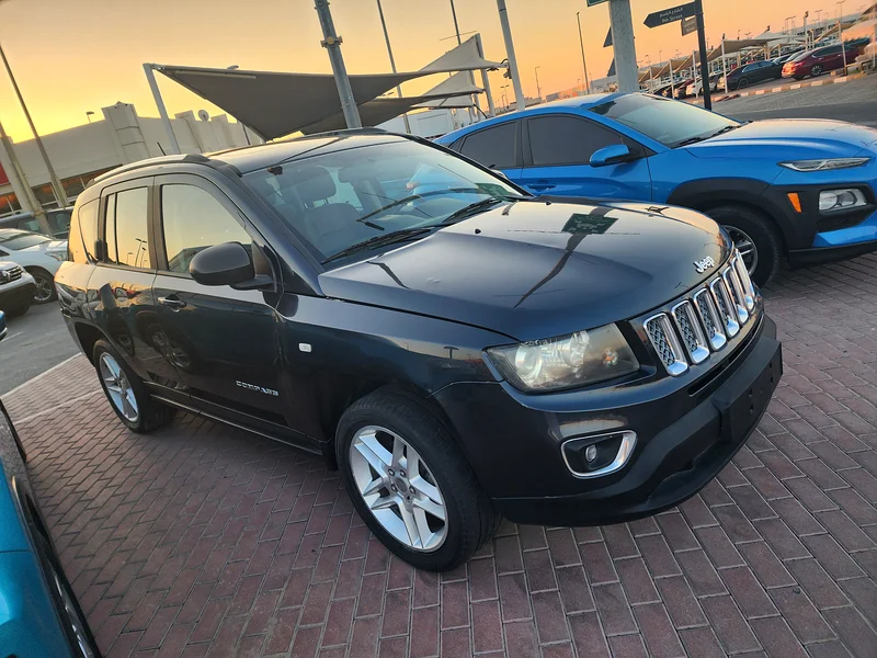 JEEP COMPAS 2014 GCC 4WD FULL OPTION FREE ACCIDENT VERY CLEAN IN SIDE AND OUT SIDE 100%63155090382082111