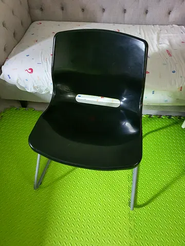 Dining chair