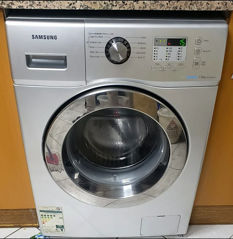 غسالة سامسونج 7 كجم، بحالة جيدة وتعمل بشكل ممتاز63245218596993116