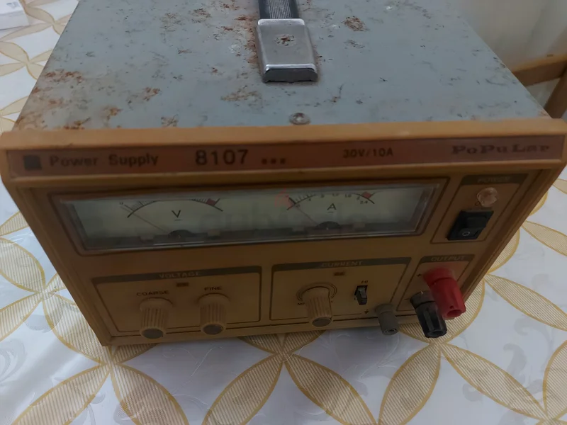 مفتاح جهد متغير 30 فولت 10 أمبير63166187048706112