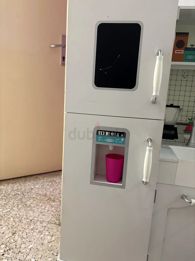 Toy kitchen63194601646337114