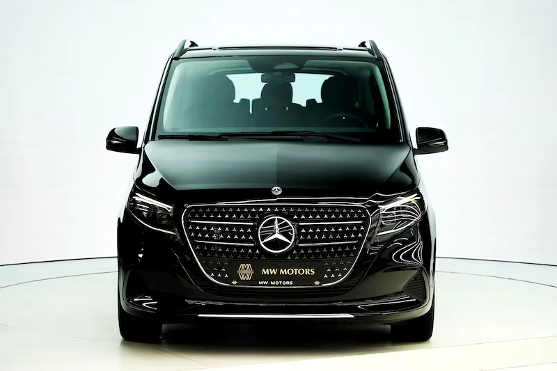 Mercede-Benz V 300 AVANTGARDE | 2025 GCC 0km | Agency Warranty | 360 View | 64 colors Ambeint Lights63177937101955111