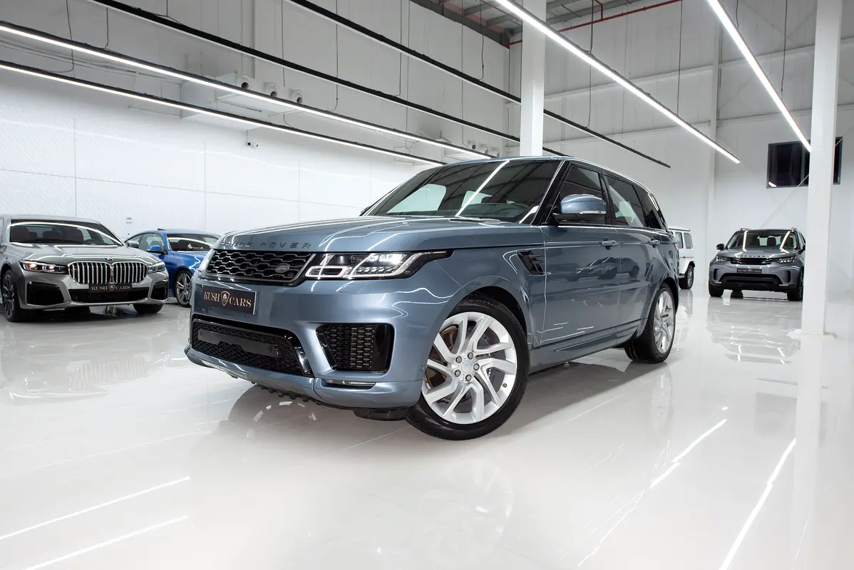 Land Rover Range Rover Sport 2020 — photo 1 of 16