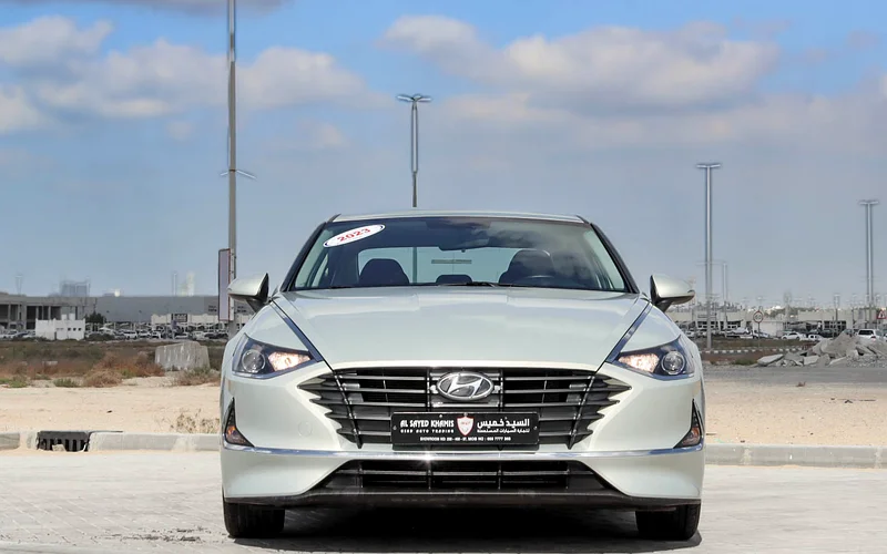 Hyundai Sonata 2023 GCC accident-free in excellent condition 1042 P.M63150946249602111