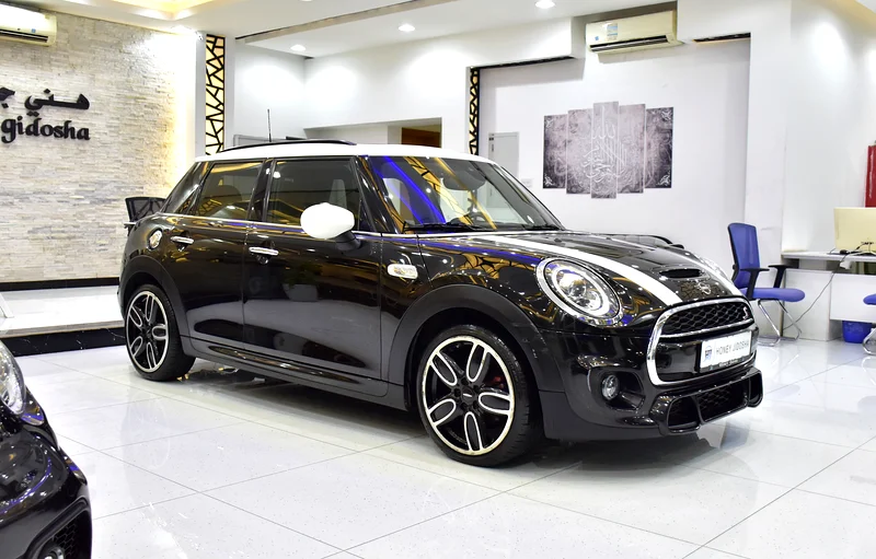 AED 1,566 EMI at 0% DP | Mini Cooper S (2021 Model) in Black Color, GCC Specs63155091608705112