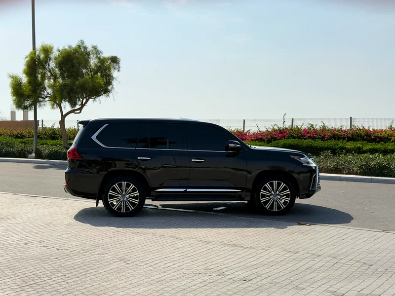 لكزيس LX570 موديل 201963150023961474114