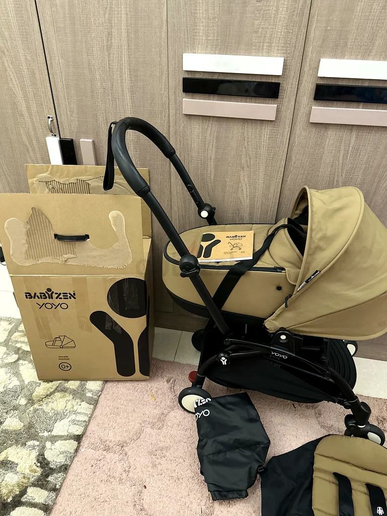 Yoyo2 stroller with bassinet almost new63174808676097114