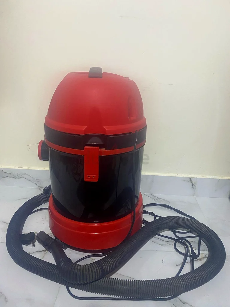 Geepas 2800W Dry  Wet Vacuum Cleaner for Daily Use – 20L Dust Bag Capacity and Powerful Motor63253972325122111