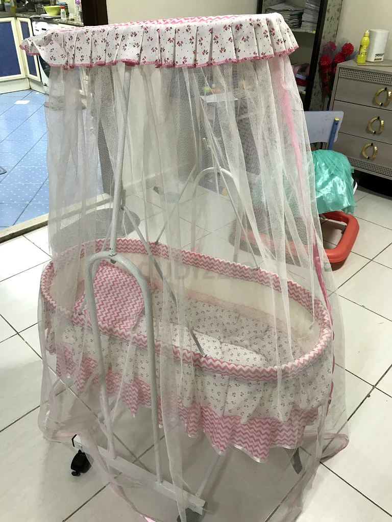 Charming Baby Bassinet with Stylish Bedding63204268285953114